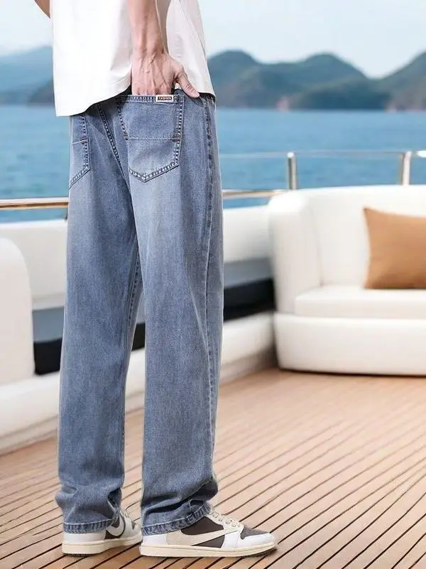 Ultra-Thin Wear-Resistant Ice Silk Jeans Men's Summer Loose Straight Casual Long Pants High Waist Zipper Decoration Business ...
Ultra-Thin Wear-Resistant Ice Silk Jeans Men's Summer Loose Straight Casual Long Pants High Waist Zipper Decoration Business ...