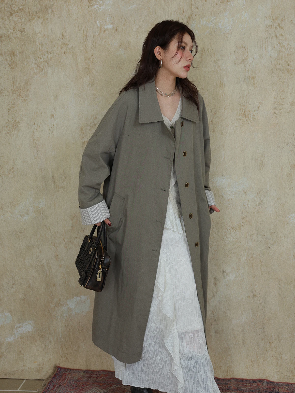 DR Vintage Grey Green Stripe Long Coat Women's Turn-down Collar Jacket Customized Dye Splicing Color Block Spring Outerwear
DR Vintage Grey Green Stripe Long Coat Women's Turn-down Collar Jacket Customized Dye Splicing Color Block Spring Outerwear