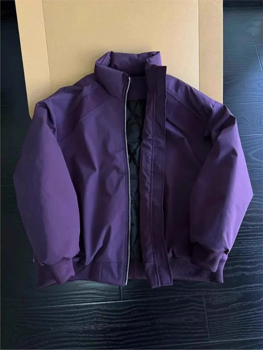 Зимний бомбер для мальчиков Jaet Flng, хлопковый костюм Ume, фиолетовое бейсбольное пальто, теплое длинное свековое пальто на молнии
Зимний бомбер для мальчиков Jaet Flng, хлопковый костюм Ume, фиолетовое бейсбольное пальто, теплое длинное свековое пальто на молнии