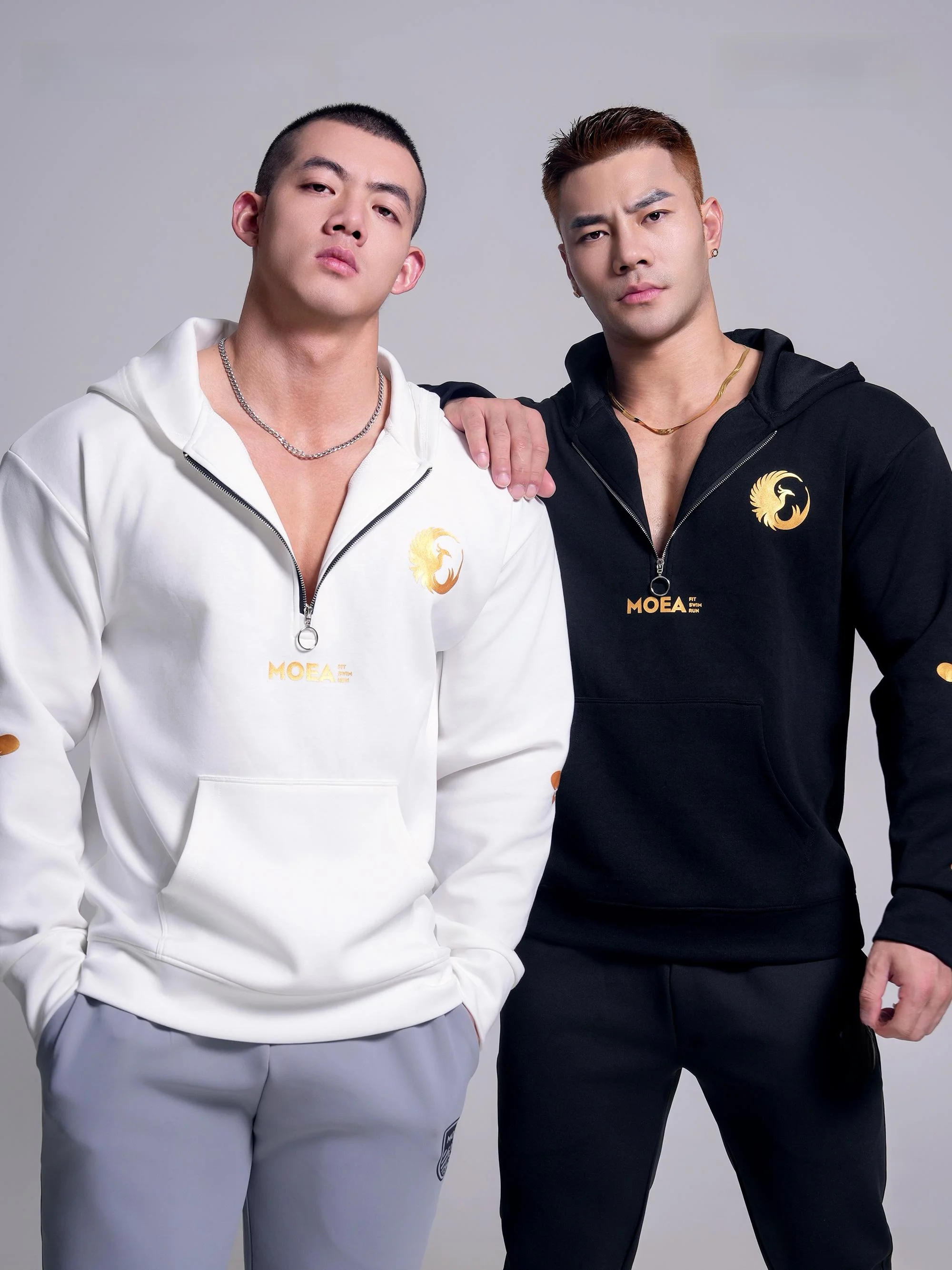 Мужская свободная толстовка с капюшоном на молнии, повседневная уличная одежда, весенняя модная верхняя одежда из смесового полиэстера и хлопка
Мужская свободная толстовка с капюшоном на молнии, повседневная уличная одежда, весенняя модная верхняя одежда из смесового полиэстера и хлопка