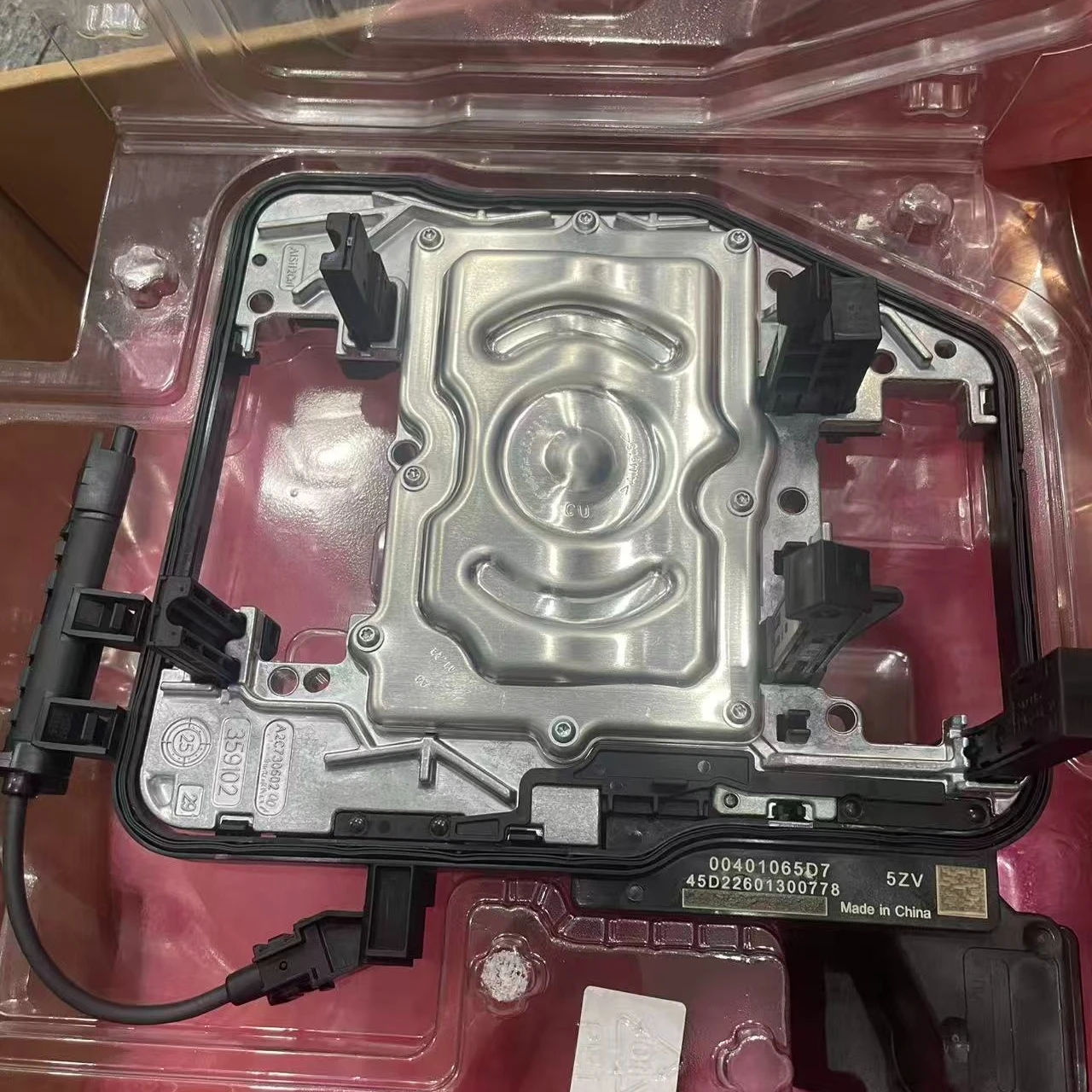 GUIGONG 0AM927769D Transmission Control Unit for VW Audi DSG 7-Speed DQ200 OEM Replacement for VW Golf Audi A3 Skoda
GUIGONG 0AM927769D Transmission Control Unit for VW Audi DSG 7-Speed DQ200 OEM Replacement for VW Golf Audi A3 Skoda