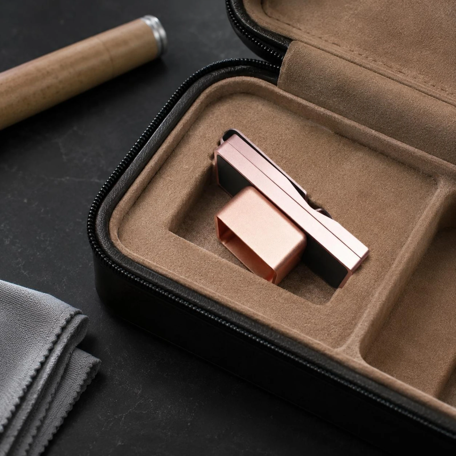 Quiet Chalk Clip Shiny Finish Pinkish-Gold Gold Chalk Box Sports Accessory Rounded Edges Game Gear Compact
Quiet Chalk Clip Shiny Finish Pinkish-Gold Gold Chalk Box Sports Accessory Rounded Edges Game Gear Compact