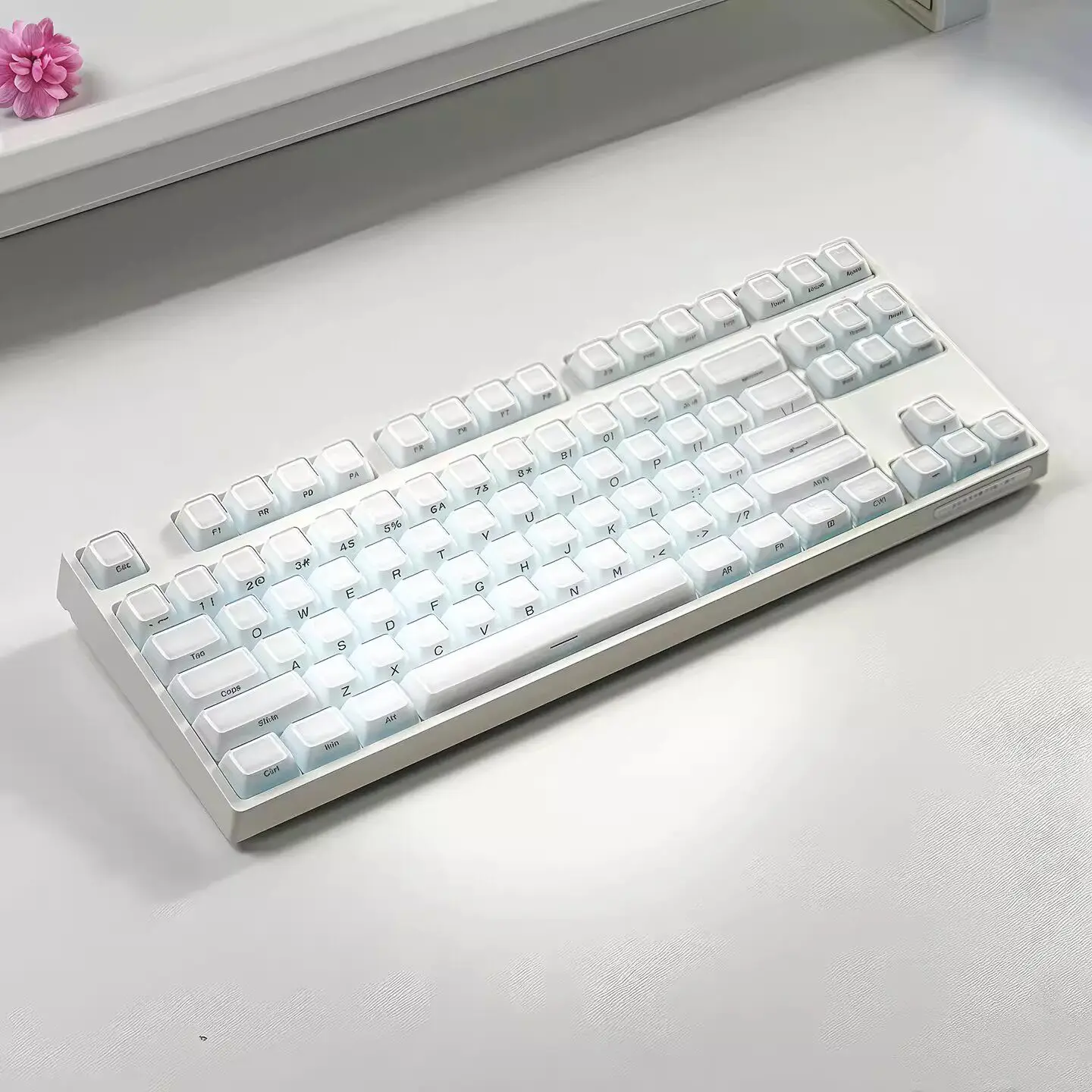 Crystal jelly pudding side engraved keycap OEM136 key small full set PC transparent magnetic axis mechanical keyboard wooting
Crystal jelly pudding side engraved keycap OEM136 key small full set PC transparent magnetic axis mechanical keyboard wooting