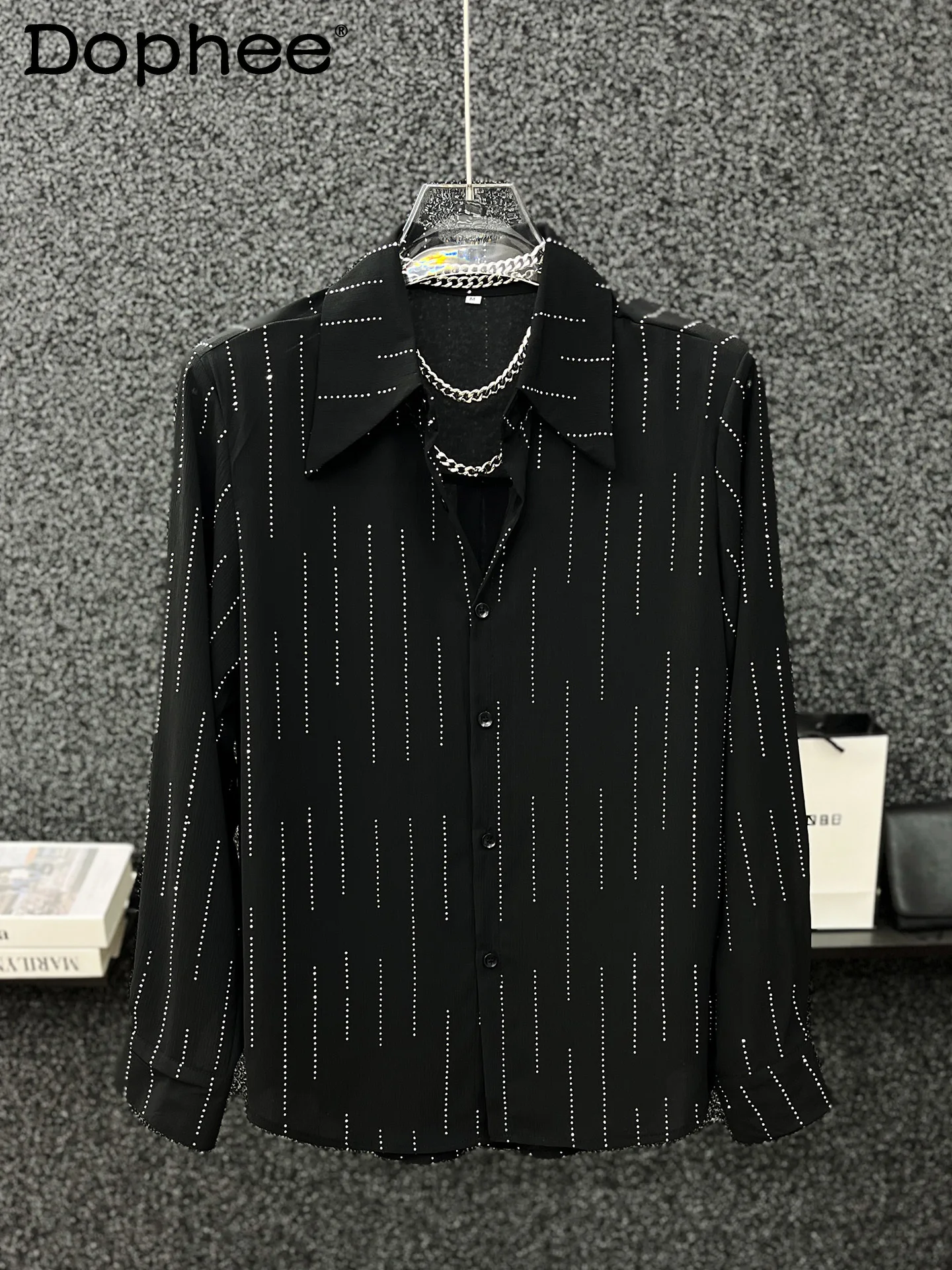 Korean High-end Heavy Industry Hot Diamond Black Long-sleeved Shirt Handsome Boys Thin Casual Loose Trendy Drape Shirt
Korean High-end Heavy Industry Hot Diamond Black Long-sleeved Shirt Handsome Boys Thin Casual Loose Trendy Drape Shirt