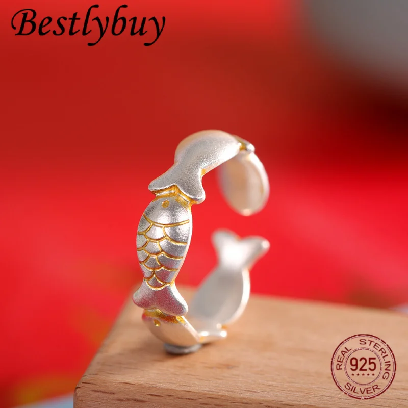 Retro Silver 999 Gold Embossed Cute Little Fish Ring For Women Fashionable And Simple Temperament Jewelry
Retro Silver 999 Gold Embossed Cute Little Fish Ring For Women Fashionable And Simple Temperament Jewelry