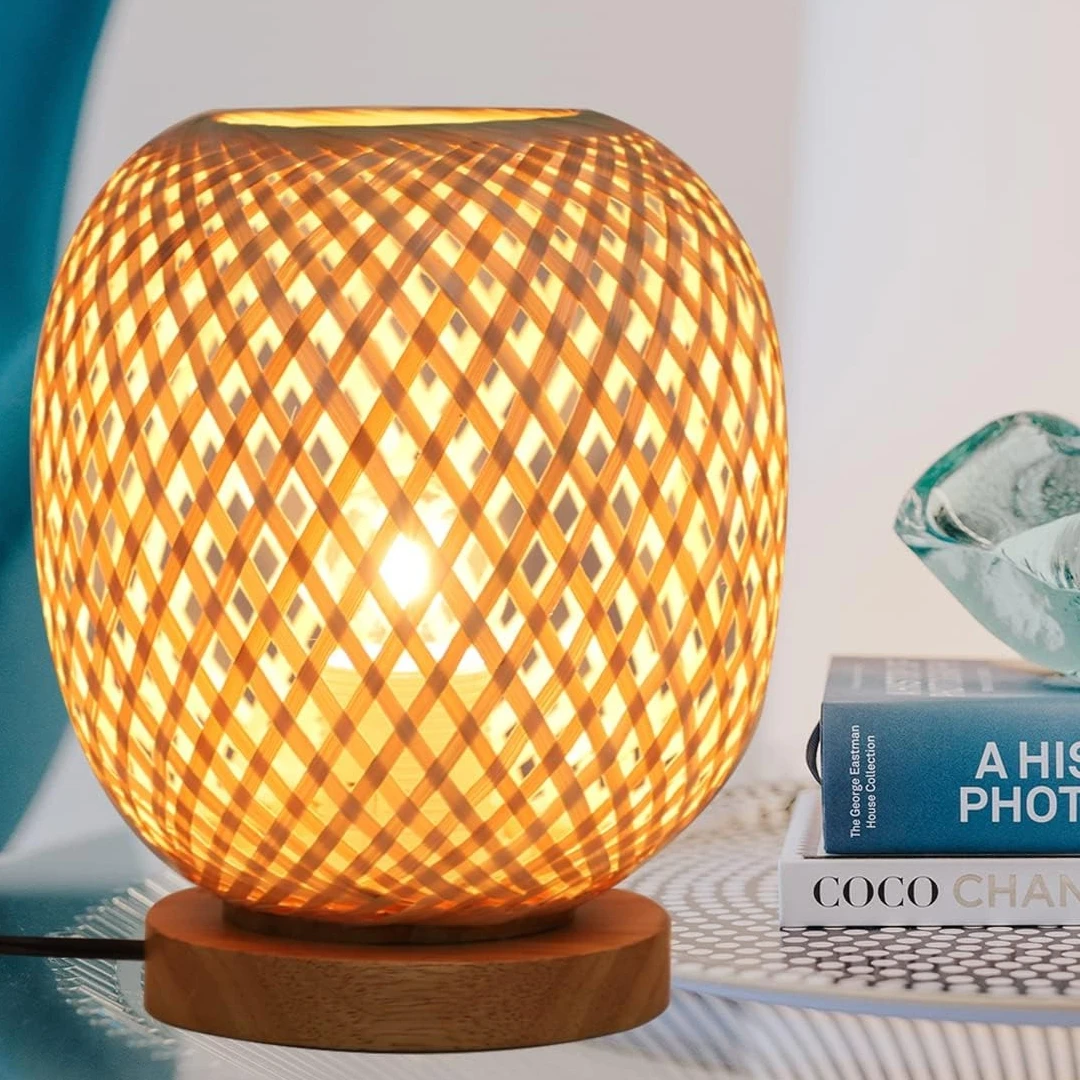 Japanese Style Bamboo Desk Lamp Wooden Base Bedside Lamp Handmade Decorative Night Light for Bedroom Dining Room Table Light
Japanese Style Bamboo Desk Lamp Wooden Base Bedside Lamp Handmade Decorative Night Light for Bedroom Dining Room Table Light