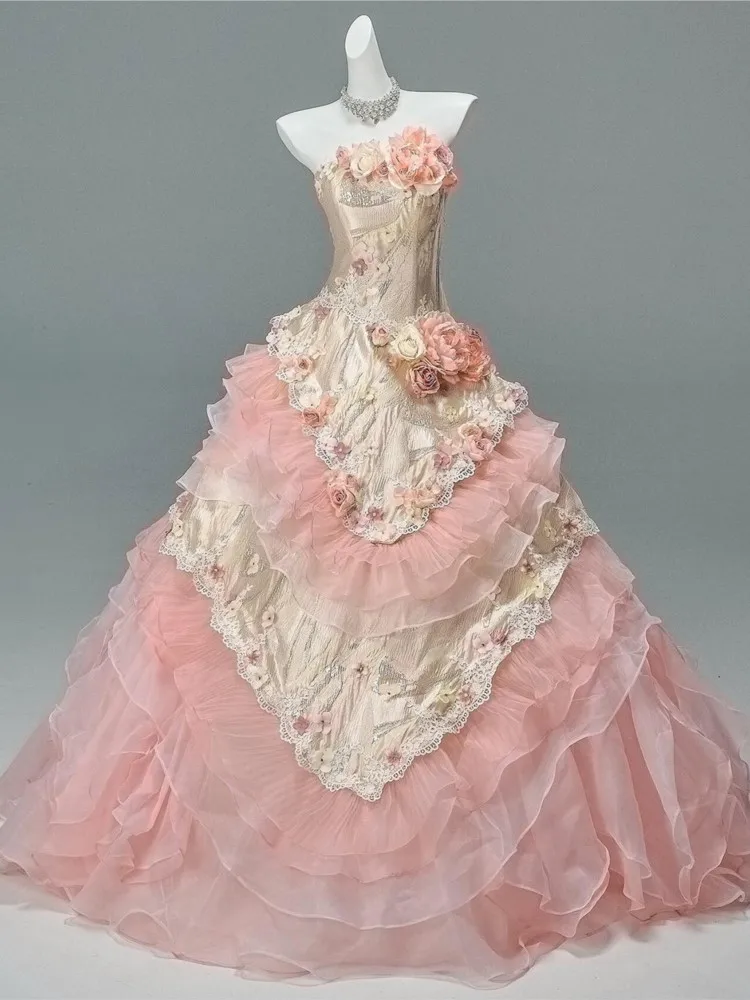 Pengpeng's new sweet toasting dress for the student's coming-of-age birthday
Pengpeng's new sweet toasting dress for the student's coming-of-age birthday
