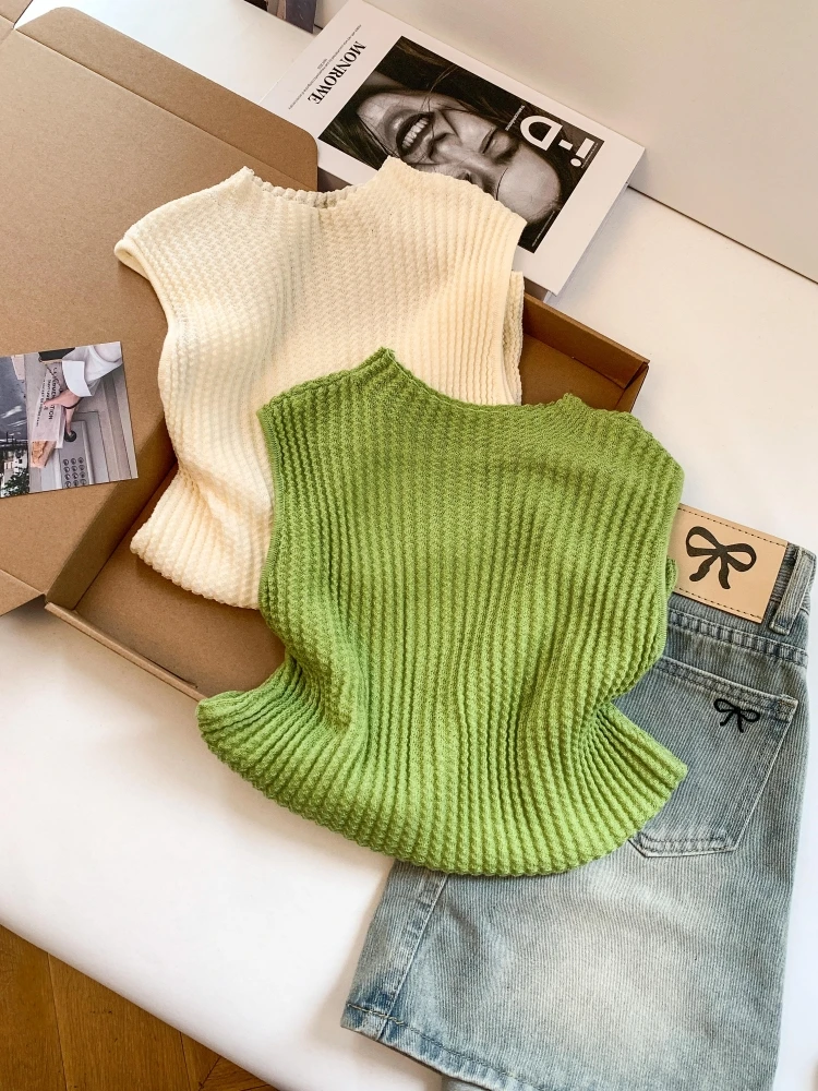 Summer New Style Women's Knitted Vest Self-Keeping Texture Gauze Stand Collar Soft Style Slimming Top Korean Version Straight...
Summer New Style Women's Knitted Vest Self-Keeping Texture Gauze Stand Collar Soft Style Slimming Top Korean Version Straight...