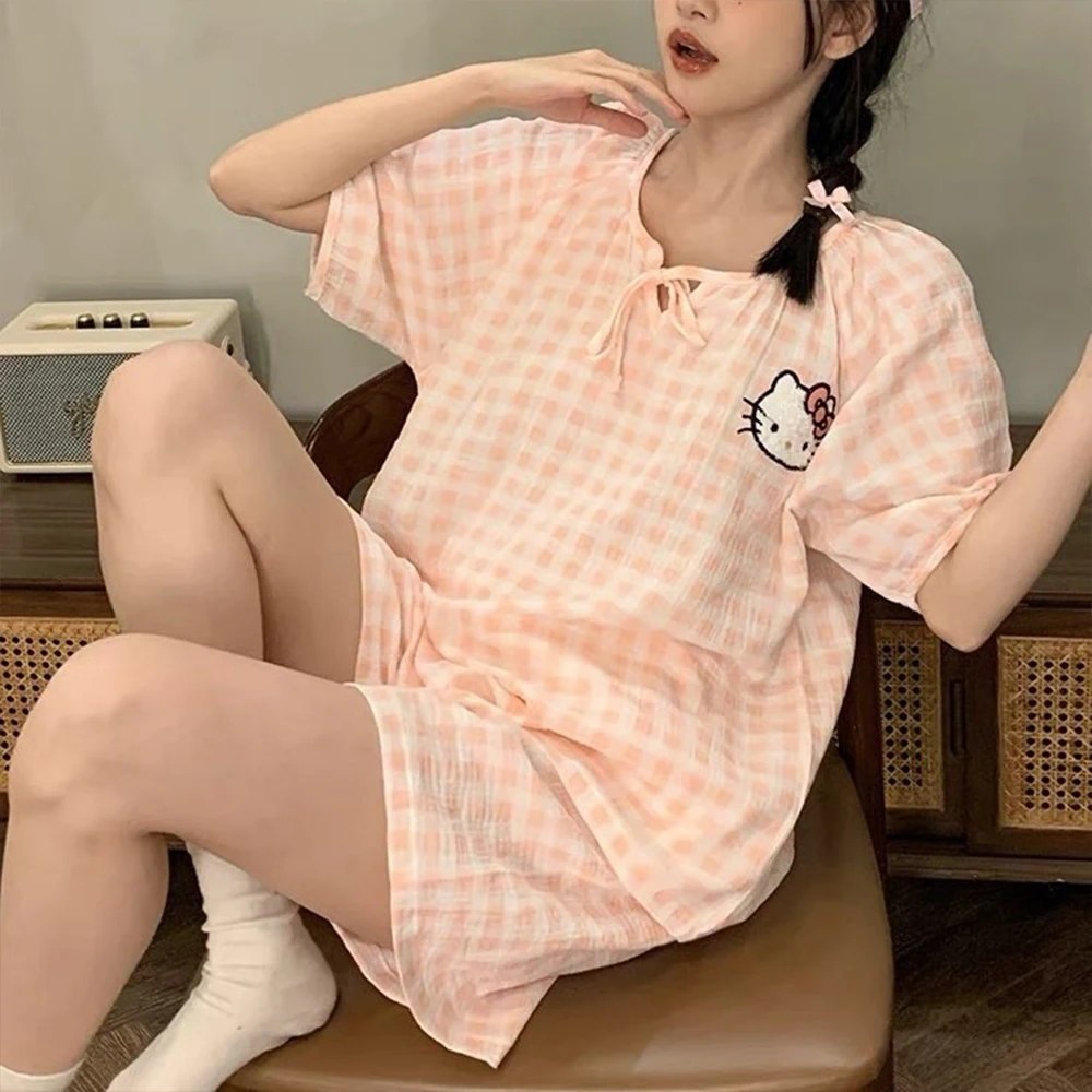 2026 New Sanrio Hello Kitty Women's Pajama Set Cute Pink Gold Embroidered Short Sleeve Pajama Soft Student Cartoon Home Clothes
2026 New Sanrio Hello Kitty Women's Pajama Set Cute Pink Gold Embroidered Short Sleeve Pajama Soft Student Cartoon Home Clothes