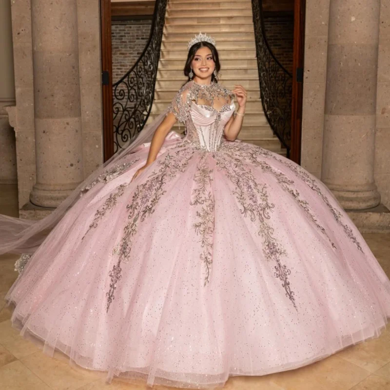 Блестящее розовое платье для квинсеаньеры с открытыми плечами, украшенное блестками, кристаллами и бисером, с длинным шлейфом и большим бантом, платье для 15-летия. Индивидуальный заказ
Блестящее розовое платье для квинсеаньеры с открытыми плечами, украшенное блестками, кристаллами и бисером, с длинным шлейфом и большим бантом, платье для 15-летия. Индивидуальный заказ