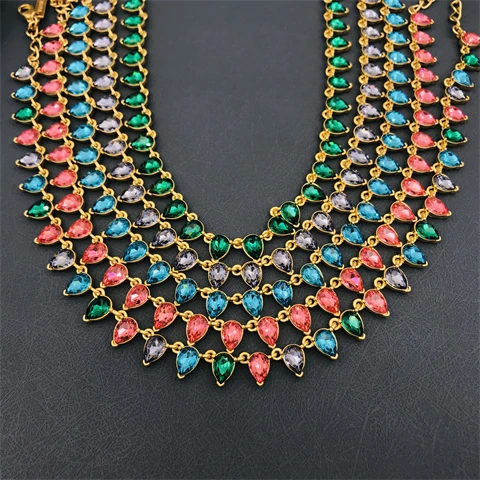 Oscar Designer Teardrop Crystal Necklace Colorful Elegant Statement Piece Unique Minimalist Jewelry for Women Earrings Set
Oscar Designer Teardrop Crystal Necklace Colorful Elegant Statement Piece Unique Minimalist Jewelry for Women Earrings Set