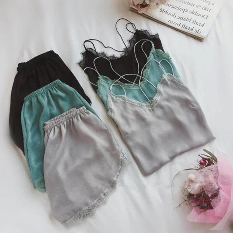 Summer Pajamas Woman Sleepwear Short Set Pajamas Pajama Set Nightwear Comfortable Short Sleeve T Shirts & Shorts Home Clothes
Summer Pajamas Woman Sleepwear Short Set Pajamas Pajama Set Nightwear Comfortable Short Sleeve T Shirts & Shorts Home Clothes