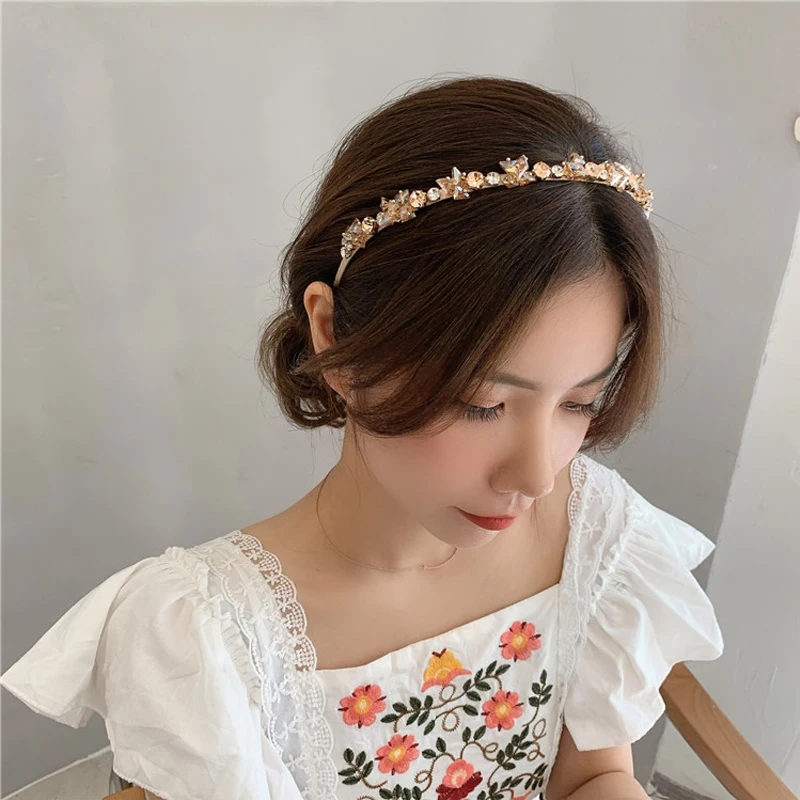1 Pcs Women's Hair Band Korean Crystal Rhinestones Versatile Fashion Hair Accessories For Sweet Girl Elegant Gentle Hair Hoop
1 Pcs Women's Hair Band Korean Crystal Rhinestones Versatile Fashion Hair Accessories For Sweet Girl Elegant Gentle Hair Hoop