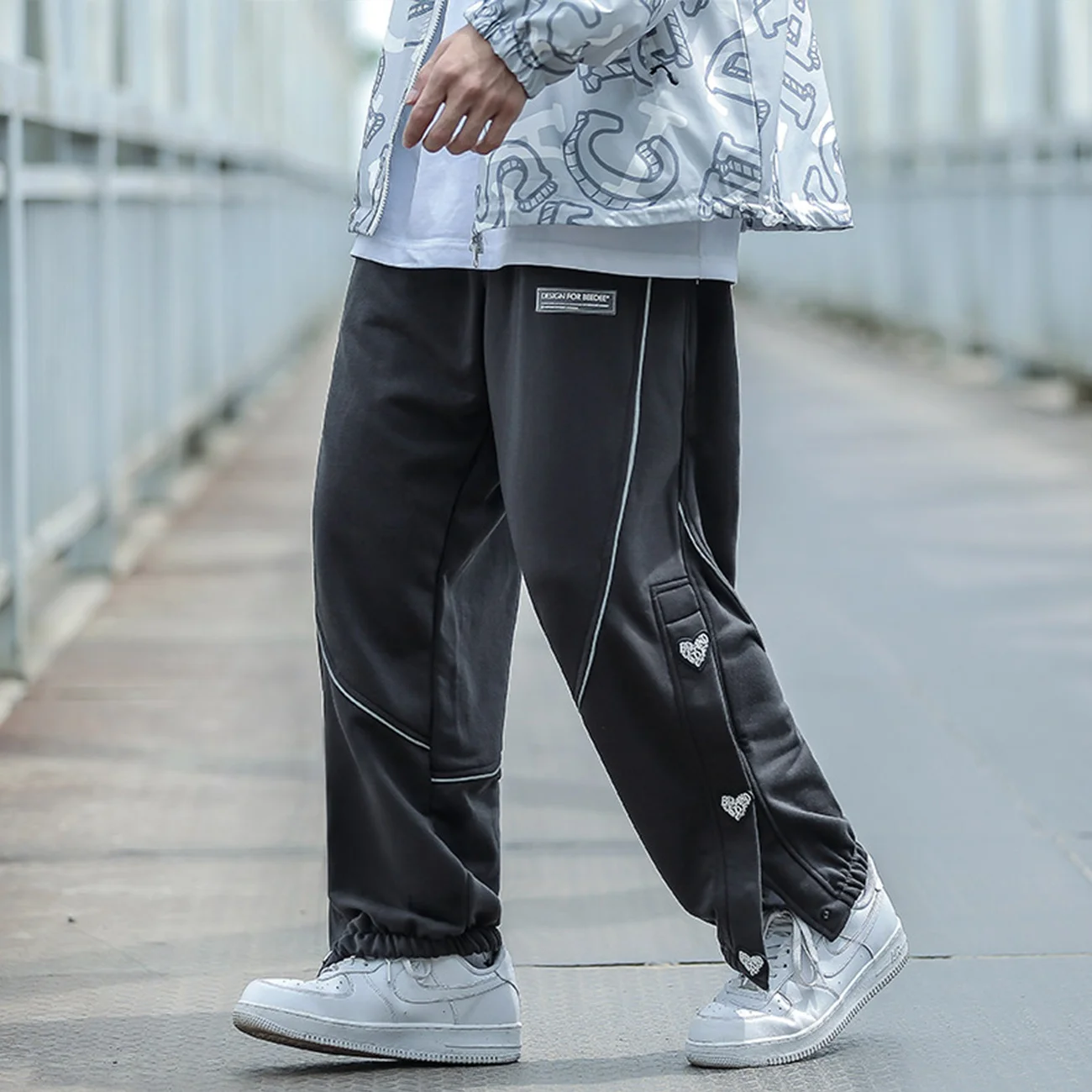 Breasted Techwear Cargo Pants Men Tactical Functional Joggers Pants Hip Hop Casual Loose Trousers Cotton Black
Breasted Techwear Cargo Pants Men Tactical Functional Joggers Pants Hip Hop Casual Loose Trousers Cotton Black