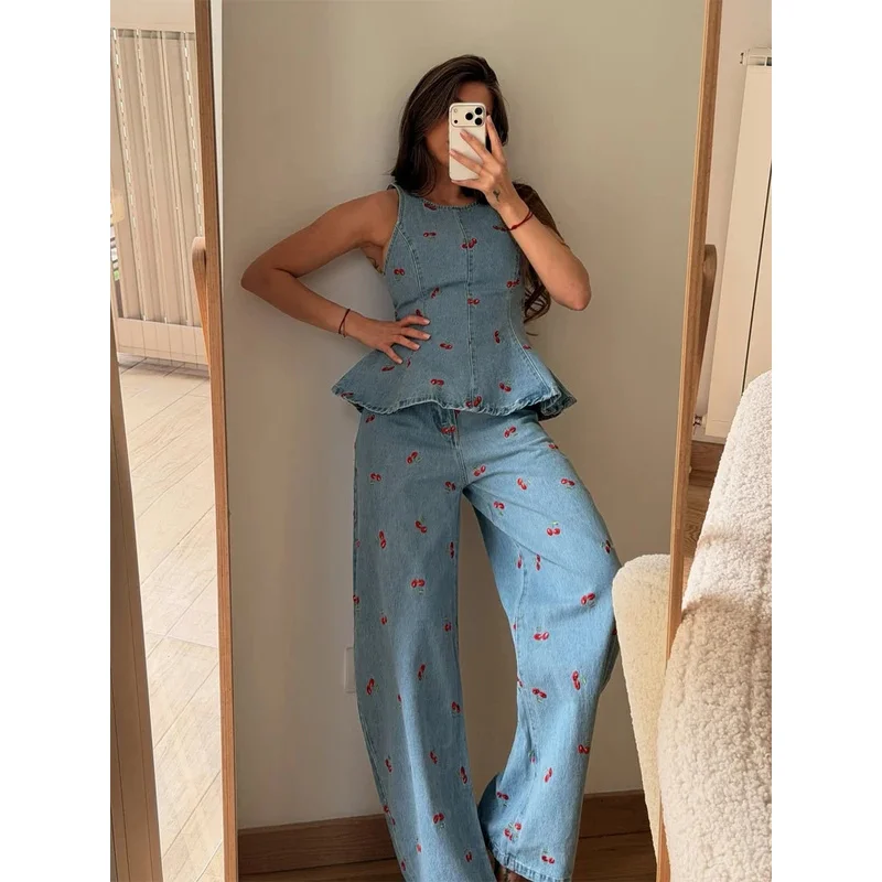 Fashion Denim 2 Piece Set Women Elegant Round Neck Sleeveless Vest Wide Leg Jeans Pants Suit 2026 Lady Daily Street Outfit New
Fashion Denim 2 Piece Set Women Elegant Round Neck Sleeveless Vest Wide Leg Jeans Pants Suit 2026 Lady Daily Street Outfit New