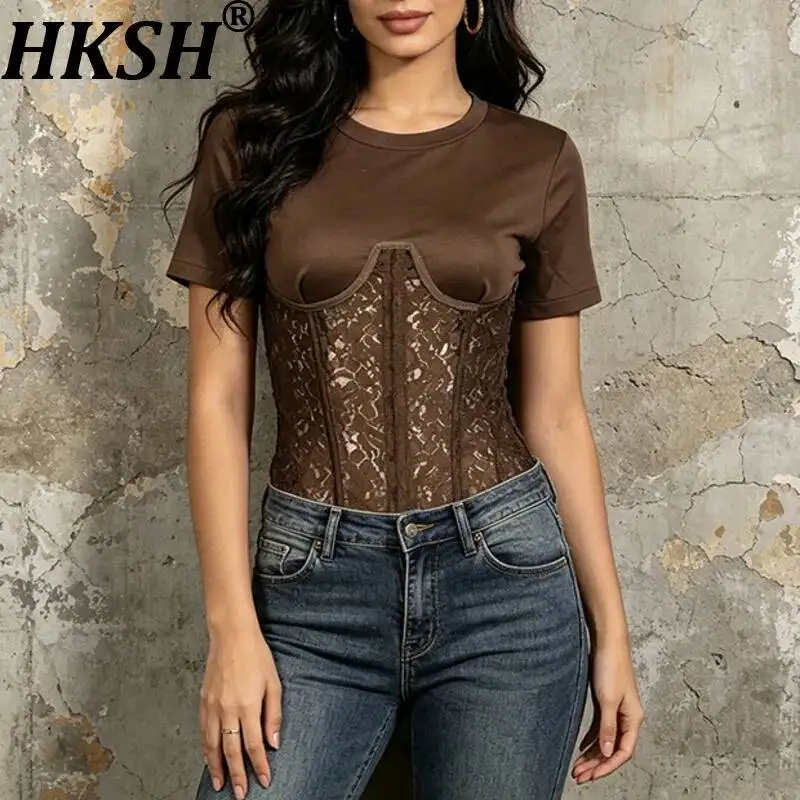 HKSH Women T-shirt Stylish O-Neck Fishbone Waist Lace Patchwork Sexy Elegant Fashion Dark Chic Slim Fit Short Sleeve Top HK24587
HKSH Women T-shirt Stylish O-Neck Fishbone Waist Lace Patchwork Sexy Elegant Fashion Dark Chic Slim Fit Short Sleeve Top HK24587