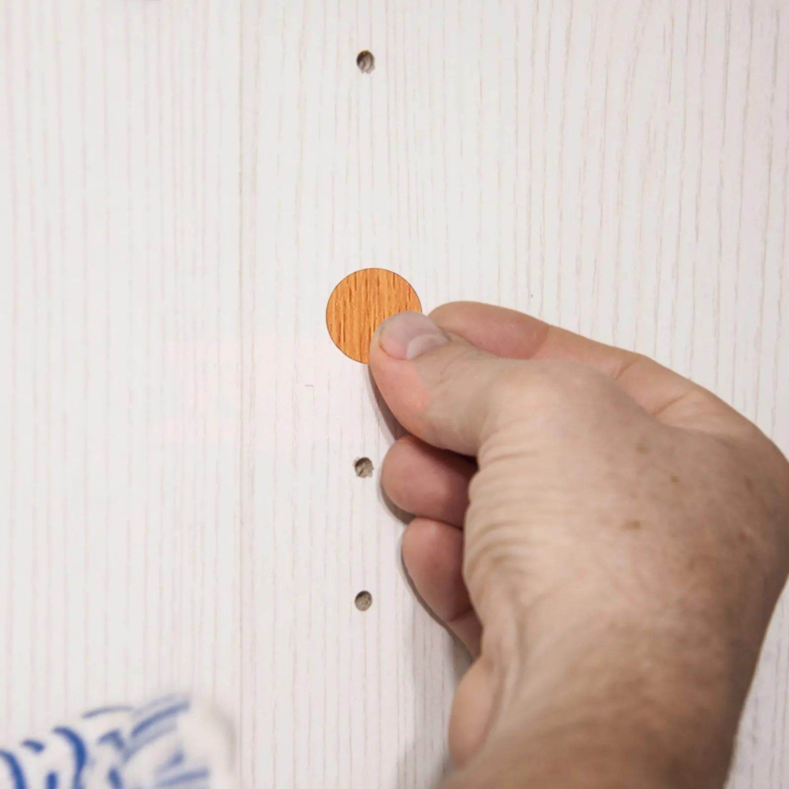 1 Sheet Self-Adhesive Furniture Screw Hole Cover Sticker PVC Decorative Cap for Cabinet Bookcase Frame Hole Concealer
1 Sheet Self-Adhesive Furniture Screw Hole Cover Sticker PVC Decorative Cap for Cabinet Bookcase Frame Hole Concealer