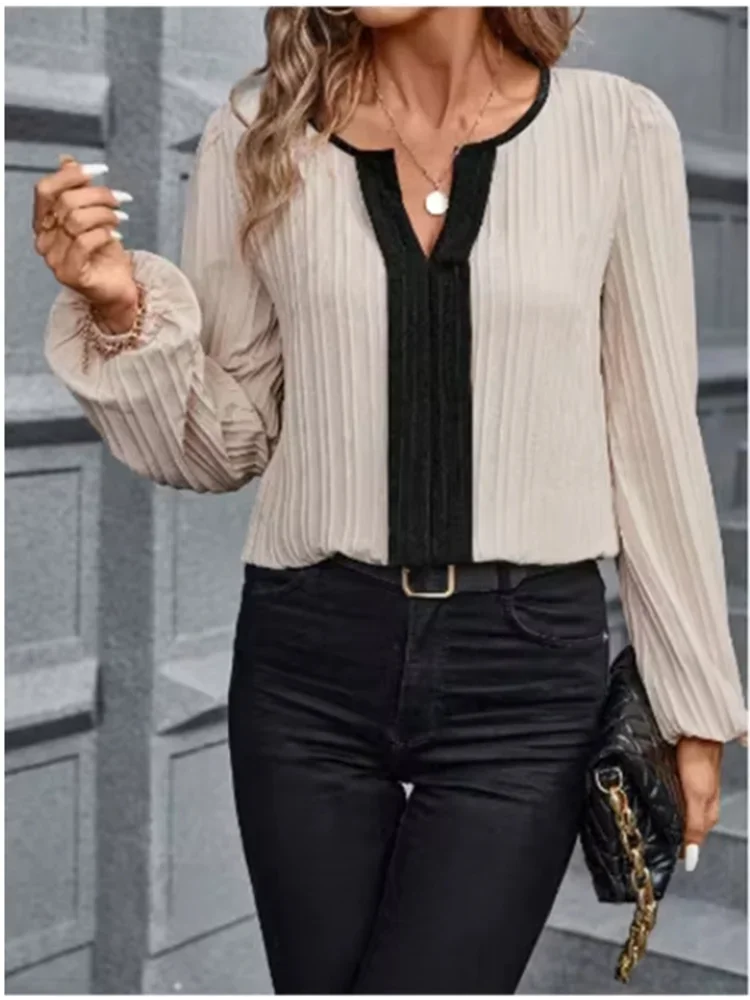 Women's V-neck Bubble Long Sleeved Fashionable Color Blocked Shirt Street Versatile Daily Elegant Autumn Top
Women's V-neck Bubble Long Sleeved Fashionable Color Blocked Shirt Street Versatile Daily Elegant Autumn Top