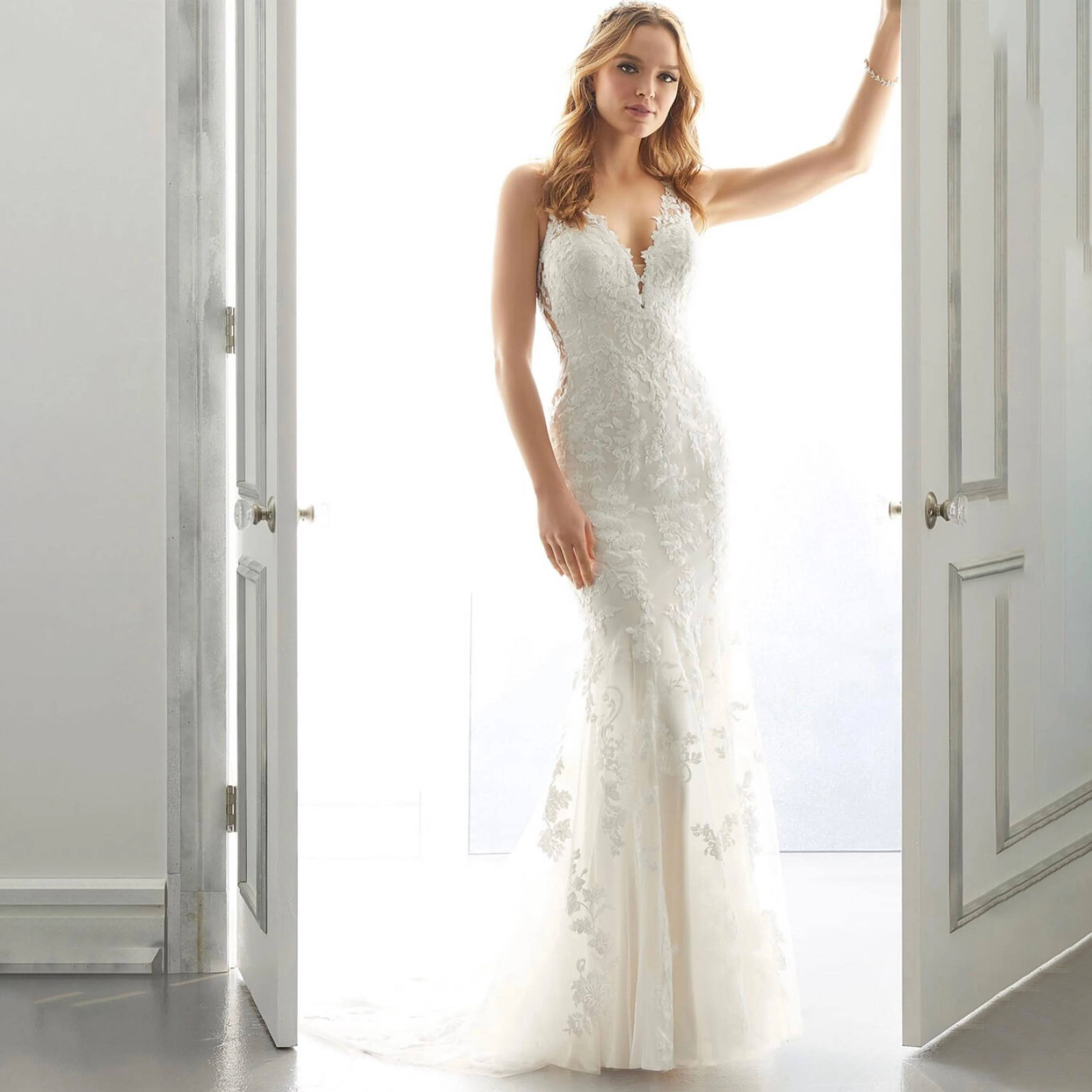 Lace Appliques Mermaid Weddings Dresses Long Sleeve V-Neck Backless Bride Dress Train Garden Beach Boho Bridal Gown Customized
Lace Appliques Mermaid Weddings Dresses Long Sleeve V-Neck Backless Bride Dress Train Garden Beach Boho Bridal Gown Customized