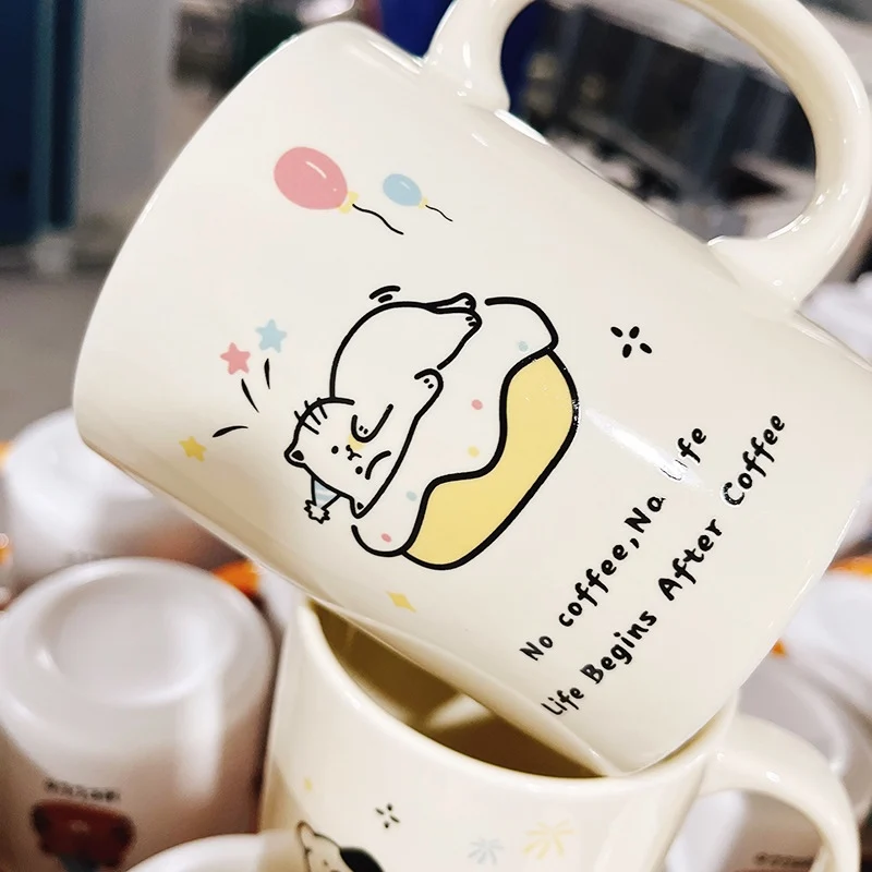 Creative Cartoon Ceramic Cup for Drinking, High-appearance Level Cup, Birthday Gift, Puppy Cake
Creative Cartoon Ceramic Cup for Drinking, High-appearance Level Cup, Birthday Gift, Puppy Cake