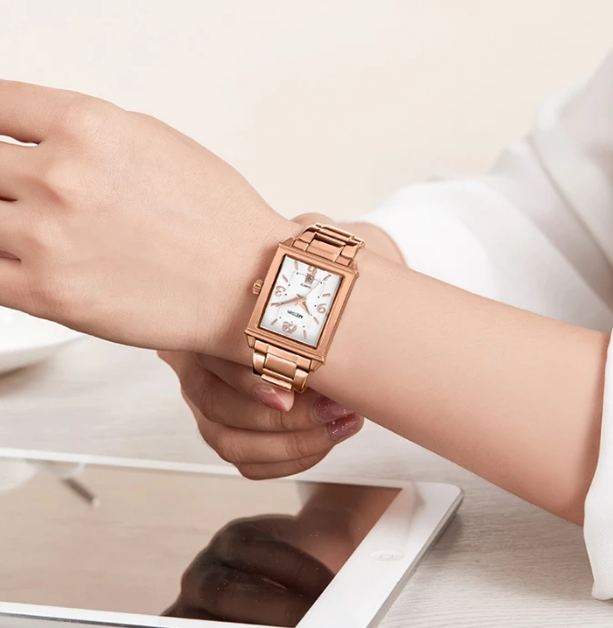Stainless Steel Watch Women Light Retro Fashion Square Watch Quartz Watch for Women Bracelet Watch Women
Stainless Steel Watch Women Light Retro Fashion Square Watch Quartz Watch for Women Bracelet Watch Women