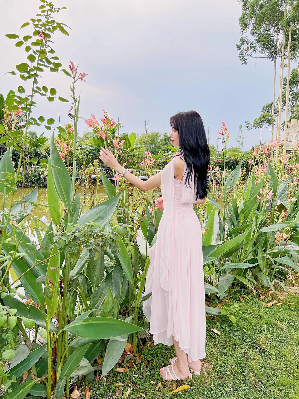 Ele Fairy Skirt High Waist Sakura Pink Hanging Ne Long Dr Commute Korean Sle Diamond Embellied Mid-Length A-Line...
Ele Fairy Skirt High Waist Sakura Pink Hanging Ne Long Dr Commute Korean Sle Diamond Embellied Mid-Length A-Line...