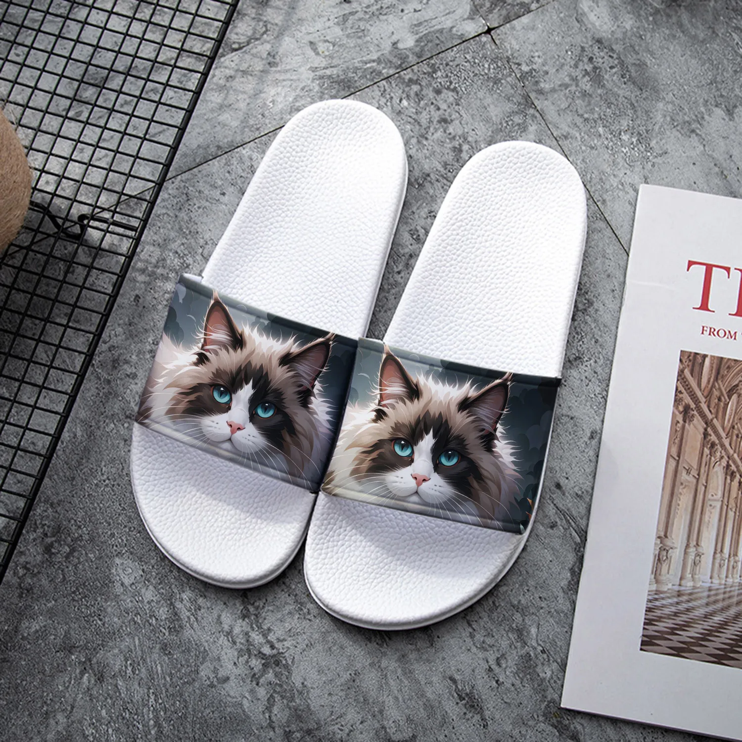 Elegant Women's PVC Slippers,All-Season Indoor/Outdoor Cat Print Design,Comfortable & Stylish Home Footwear for Bathroom
Elegant Women's PVC Slippers,All-Season Indoor/Outdoor Cat Print Design,Comfortable & Stylish Home Footwear for Bathroom