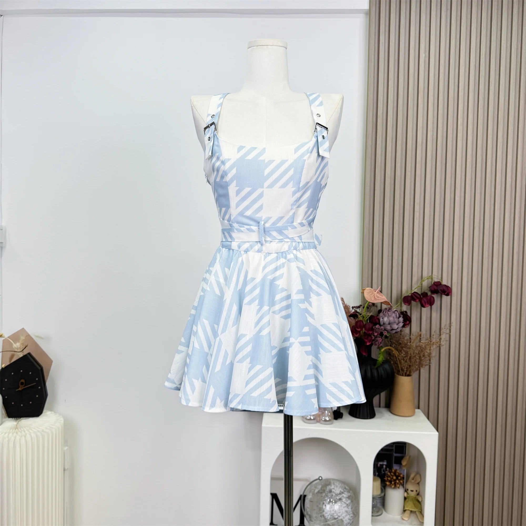 Womens Dresses Korean Dongdaemun High Quality Clothing Vacation Dresses Y2k Clothes Costume for Girls Mini Dress Women Clothing
Womens Dresses Korean Dongdaemun High Quality Clothing Vacation Dresses Y2k Clothes Costume for Girls Mini Dress Women Clothing