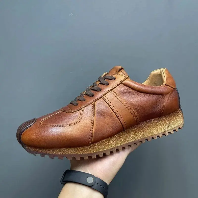 Outdoor Jogging Chunky Sneakers Men Soft Sole Walking Shoes Microfiber Leather Breathable Height Increased Platform Board Shoes
Outdoor Jogging Chunky Sneakers Men Soft Sole Walking Shoes Microfiber Leather Breathable Height Increased Platform Board Shoes