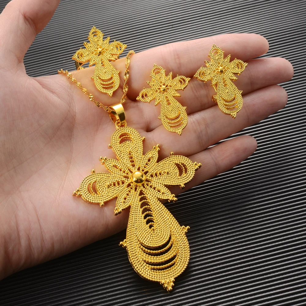 Gold Dubai indiaVintage African cross Jewelry Sets for Women Fashion Charms Necklace Earrings Wedding Jewelry Sets Gift
Gold Dubai indiaVintage African cross Jewelry Sets for Women Fashion Charms Necklace Earrings Wedding Jewelry Sets Gift