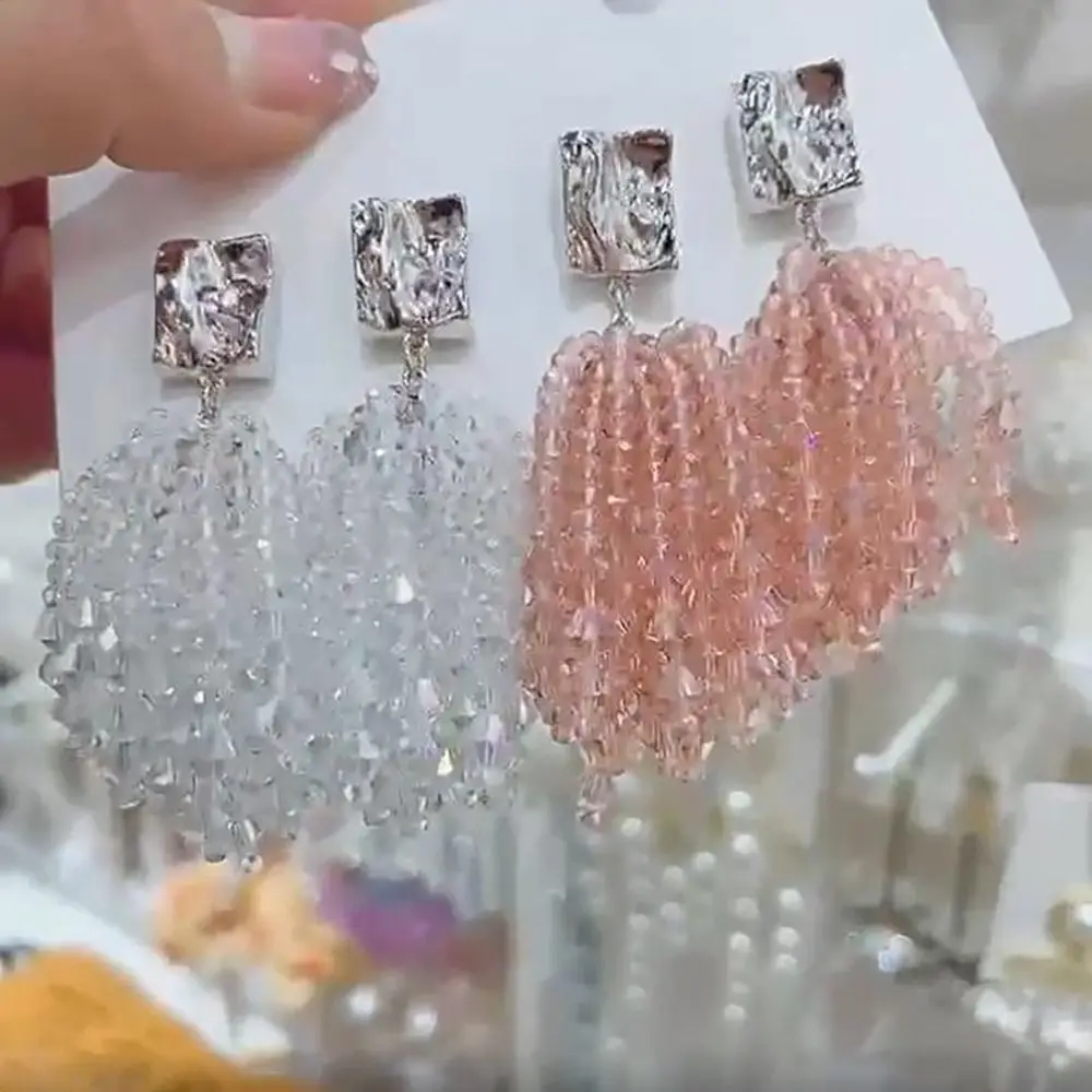 Versatile Bridal Jewelry Tassel Earrings Women's Accessories Sparkling Exaggerated Ear Studs Beaded Crystal Earrings Beach
Versatile Bridal Jewelry Tassel Earrings Women's Accessories Sparkling Exaggerated Ear Studs Beaded Crystal Earrings Beach