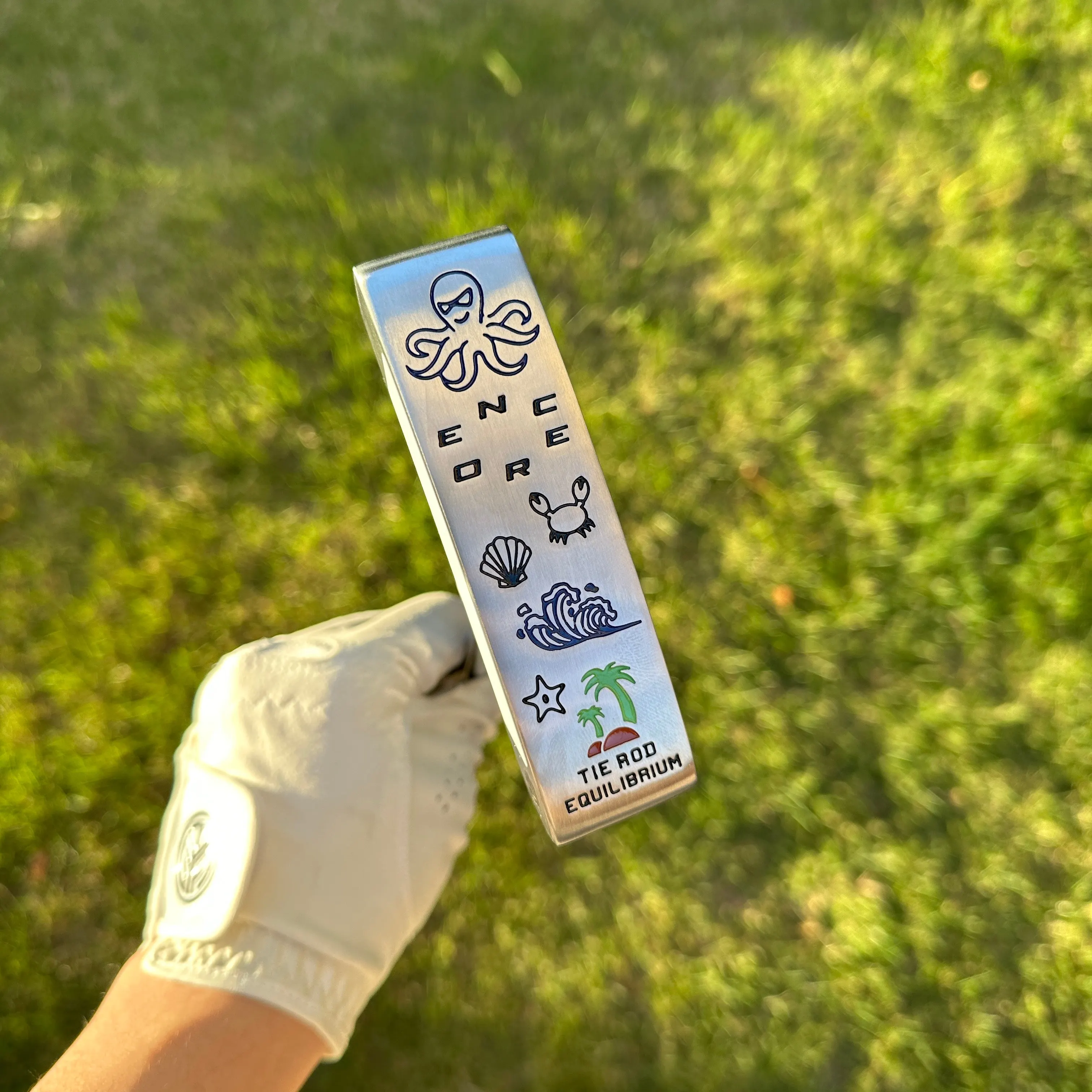 ENCORE Ocean Series 34” Dual-Sided Golf Putter – Left & Right Hand Compatible | Stainless Steel Design with Coastal Artwork for
ENCORE Ocean Series 34” Dual-Sided Golf Putter – Left & Right Hand Compatible | Stainless Steel Design with Coastal Artwork for