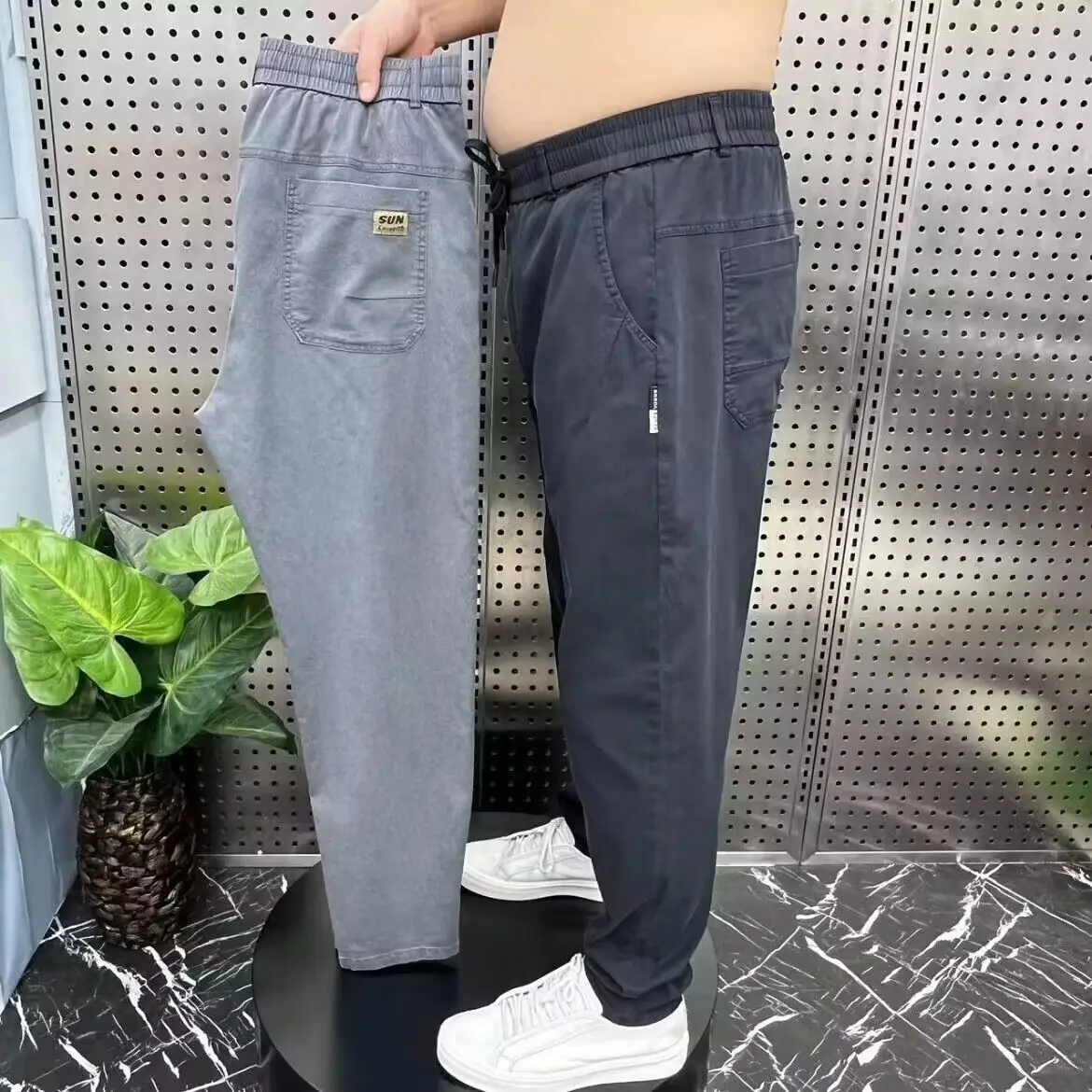 Spring Men's Thin Harlan Dad Casual Jeans Simple Match Pure Color Loose Breathable Slim Straight Loose Cotton Denim Pants
Spring Men's Thin Harlan Dad Casual Jeans Simple Match Pure Color Loose Breathable Slim Straight Loose Cotton Denim Pants