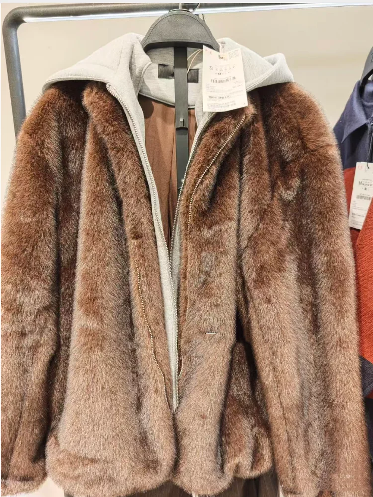 Winter 2025 Women's Warm Oversized Spliced Artificial Fur Effect Hooded Jaet Coat Polyester Fiber Long Sve Zipper Closure
Winter 2025 Women's Warm Oversized Spliced Artificial Fur Effect Hooded Jaet Coat Polyester Fiber Long Sve Zipper Closure