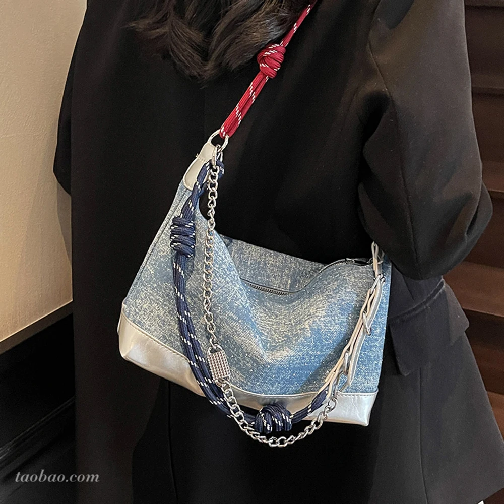 Dual-Tone Rope Strap Shoulder Bag Women's Fashion Chain Design Large Capacity Casual Denim Tote Bag Versatile Accessory
Dual-Tone Rope Strap Shoulder Bag Women's Fashion Chain Design Large Capacity Casual Denim Tote Bag Versatile Accessory