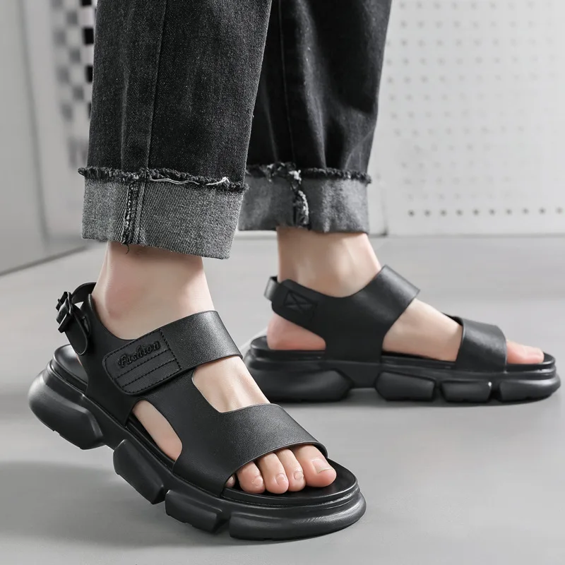 2023 Summer Casual Men Leather Shoes Travel Beach Classics Sandals Adult Slippers Outdoor Heightening Luxury Shoes
2023 Summer Casual Men Leather Shoes Travel Beach Classics Sandals Adult Slippers Outdoor Heightening Luxury Shoes