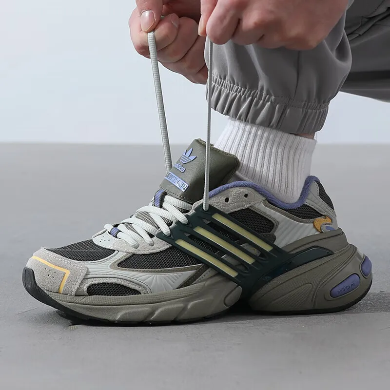 Мужская обувь Adidas Clover, новинка 2025, модная спортивная износостойкая легкая дышащая уличная повседневная обувь на толстой подошве IH5929
Мужская обувь Adidas Clover, новинка 2025, модная спортивная износостойкая легкая дышащая уличная повседневная обувь на толстой подошве IH5929