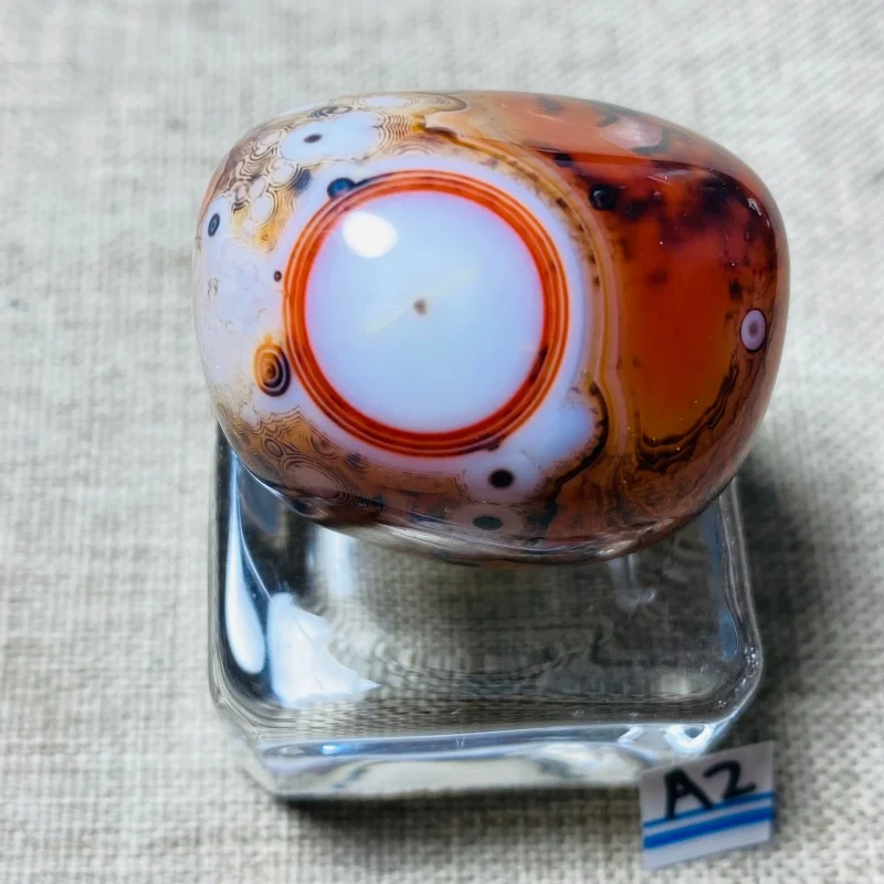Natural Red Sardonyx Crystal Healing Stone Palm Plaything Eye Design for Family Energy Decoration
Natural Red Sardonyx Crystal Healing Stone Palm Plaything Eye Design for Family Energy Decoration