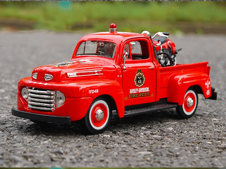 Пикап Maisto 1:25 1948 Ford F1 с высокой симуляцией литая машина модель автомобиля из металлического сплава детские игрушки коллекционные подарки B830
Пикап Maisto 1:25 1948 Ford F1 с высокой симуляцией литая машина модель автомобиля из металлического сплава детские игрушки коллекционные подарки B830