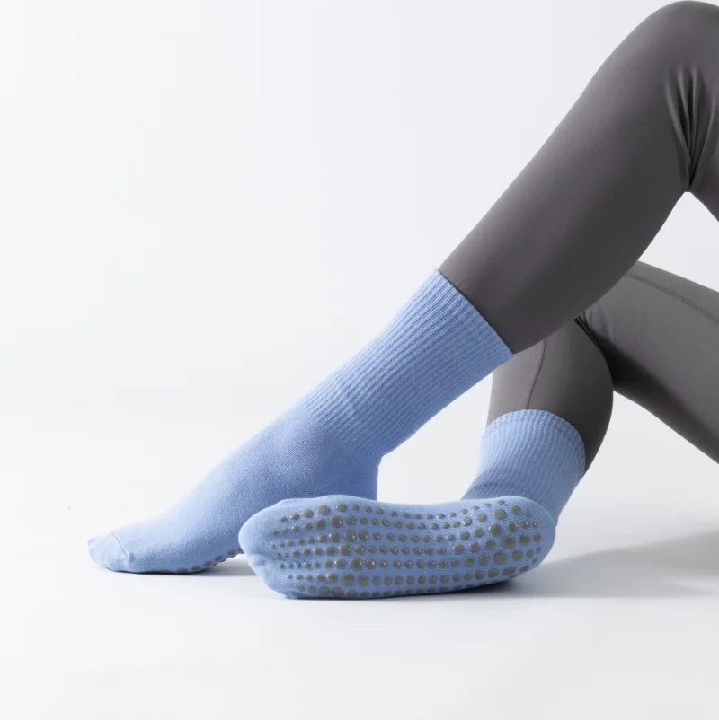 Новые хлопковые однотонные носки для йоги до середины икры, профессиональные нескользящие носки для пилатеса, спортивные носки для танцев в помещении и фитнеса
Новые хлопковые однотонные носки для йоги до середины икры, профессиональные нескользящие носки для пилатеса, спортивные носки для танцев в помещении и фитнеса