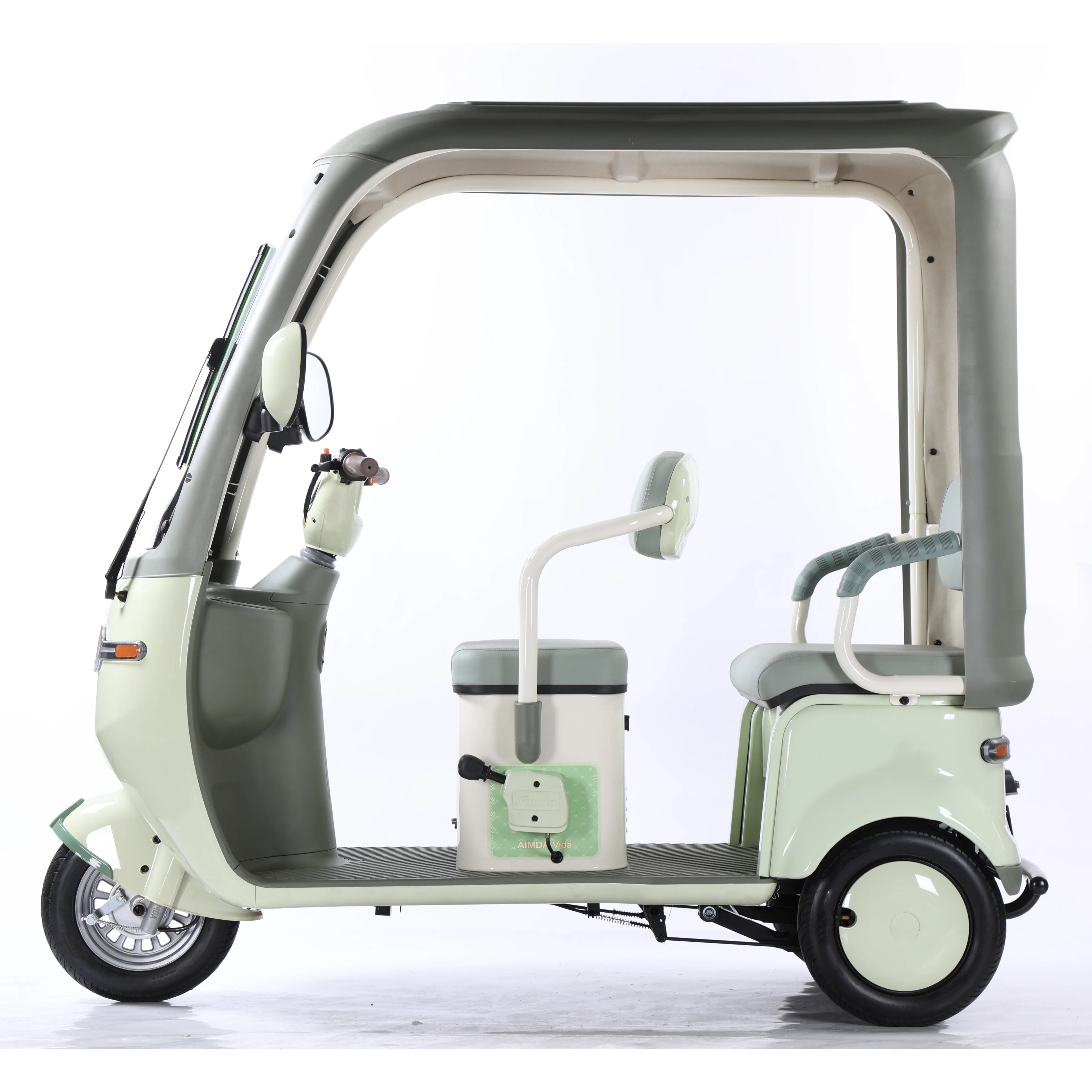 Popular 2025 Newly Products China Factory Direct Sale Cover with Shed Fresh Color Electric Tricycle Two Seat for Adult
Popular 2025 Newly Products China Factory Direct Sale Cover with Shed Fresh Color Electric Tricycle Two Seat for Adult