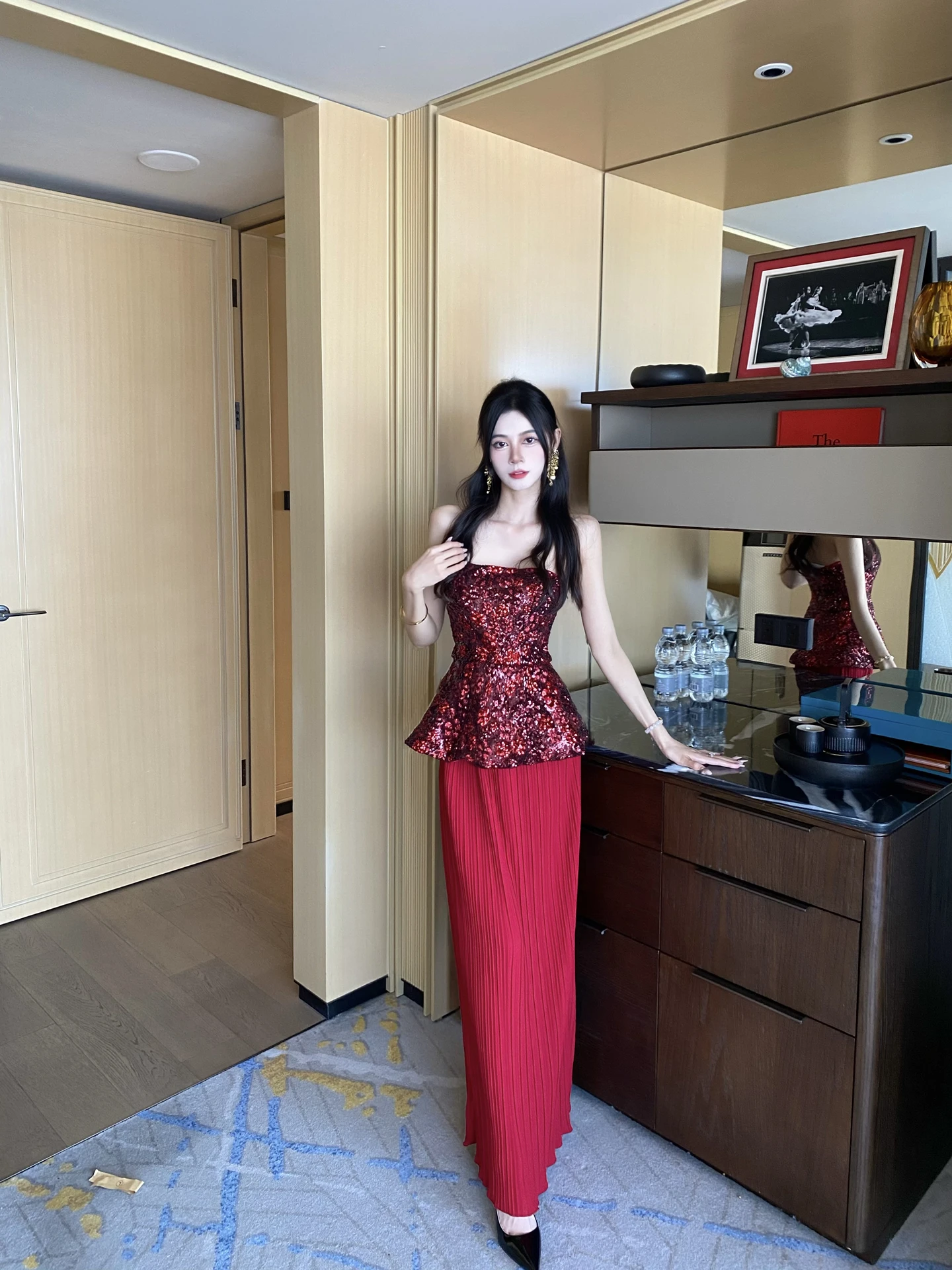 Новое китайское свадебное платье Ele Fi Tail Morning Robe для взрослых, легкое, для церемоний и торжеств
Новое китайское свадебное платье Ele Fi Tail Morning Robe для взрослых, легкое, для церемоний и торжеств