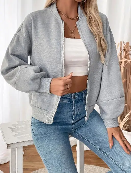 Повседневная минималистичная бейсбольная куртка в стиле ретро с длинными рукавами, однотонное толстое пальто, осенне-зимняя женская повседневная свободная куртка на молнии
Повседневная минималистичная бейсбольная куртка в стиле ретро с длинными рукавами, однотонное толстое пальто, осенне-зимняя женская повседневная свободная куртка на молнии