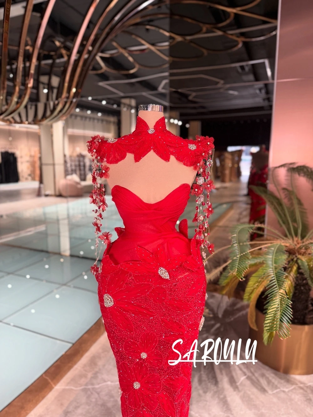 Chic Red Floral Sheath Evening Dress With Detachable Cape Delicate Tassel Beading Customized Prom Gown Women's Romantic Wear
Chic Red Floral Sheath Evening Dress With Detachable Cape Delicate Tassel Beading Customized Prom Gown Women's Romantic Wear