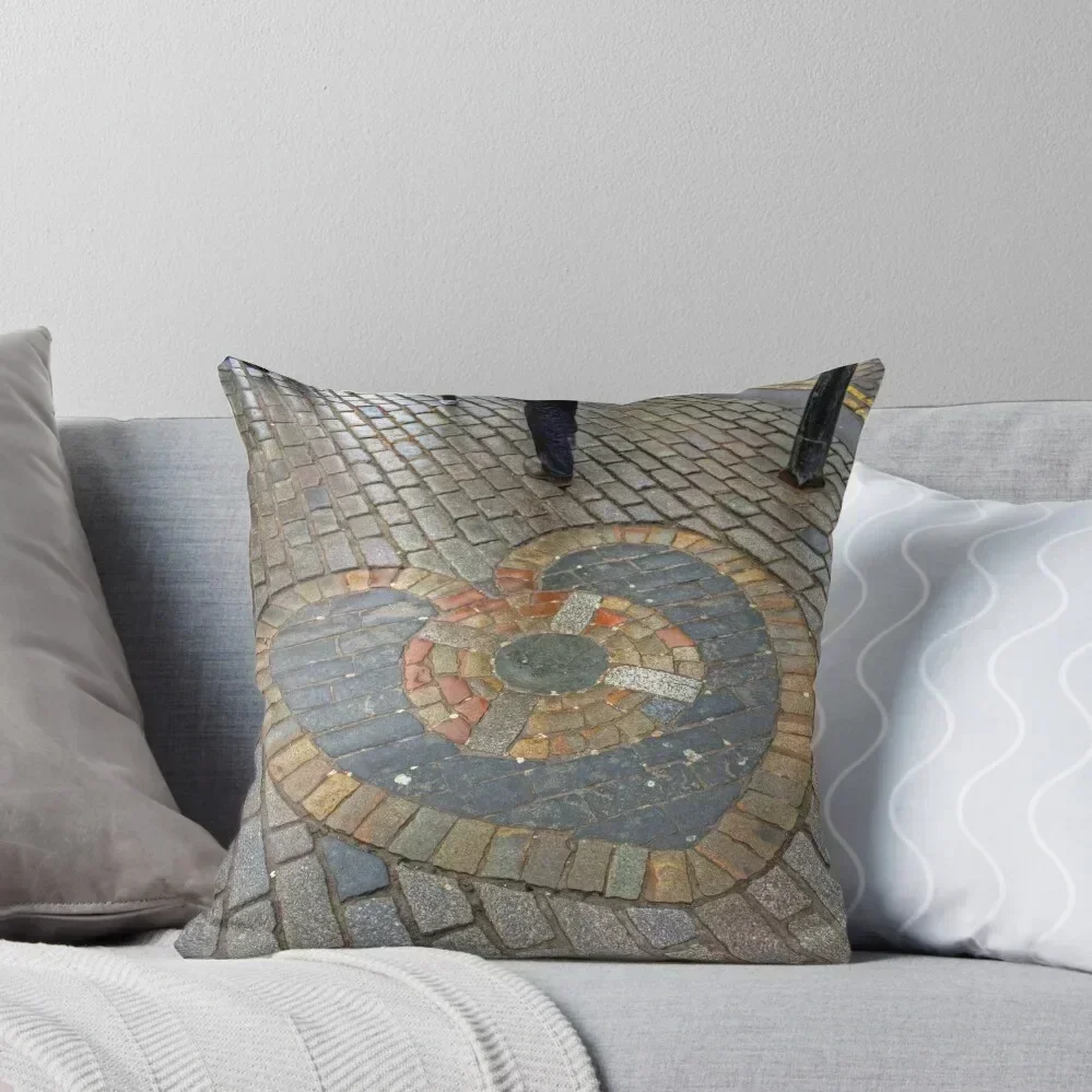 Heart of Midlothian Throw Pillow Cushions Luxury Sofa Cushions Pillow Cover pillowcases for sofa cushions pillow
Heart of Midlothian Throw Pillow Cushions Luxury Sofa Cushions Pillow Cover pillowcases for sofa cushions pillow