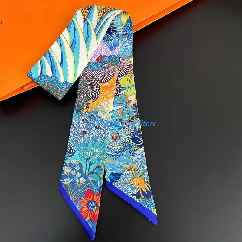 HX6F Choker Scarf for Women Chain Collar Silky Nightclub Party Raves Costume Painterly Trend Choker
HX6F Choker Scarf for Women Chain Collar Silky Nightclub Party Raves Costume Painterly Trend Choker