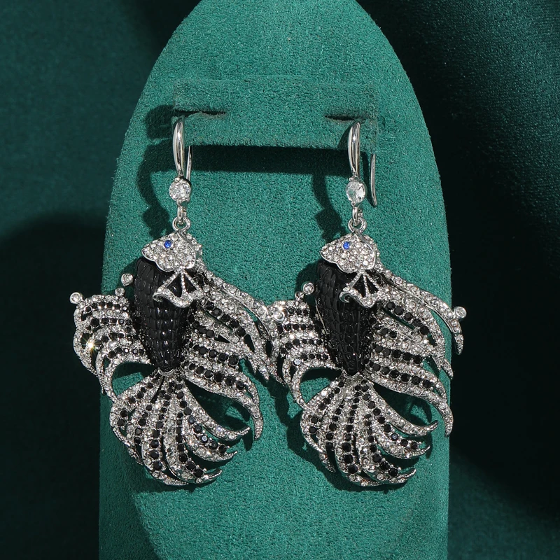 Silver Color Vintage Black Cubic Fish Drop Earrings Zircon Elegant Ocean Style Pendant Luxury Brands Jewelry For Woman Party New
Silver Color Vintage Black Cubic Fish Drop Earrings Zircon Elegant Ocean Style Pendant Luxury Brands Jewelry For Woman Party New