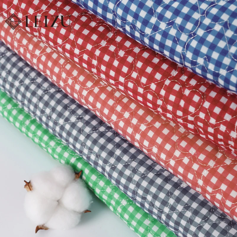 5Colors Grid Quilted Cotton Fabric Colorful Pure Cotton Heart-shaped Fabrics for Winter Gloves,Clothing,Bags Christmas Material
5Colors Grid Quilted Cotton Fabric Colorful Pure Cotton Heart-shaped Fabrics for Winter Gloves,Clothing,Bags Christmas Material