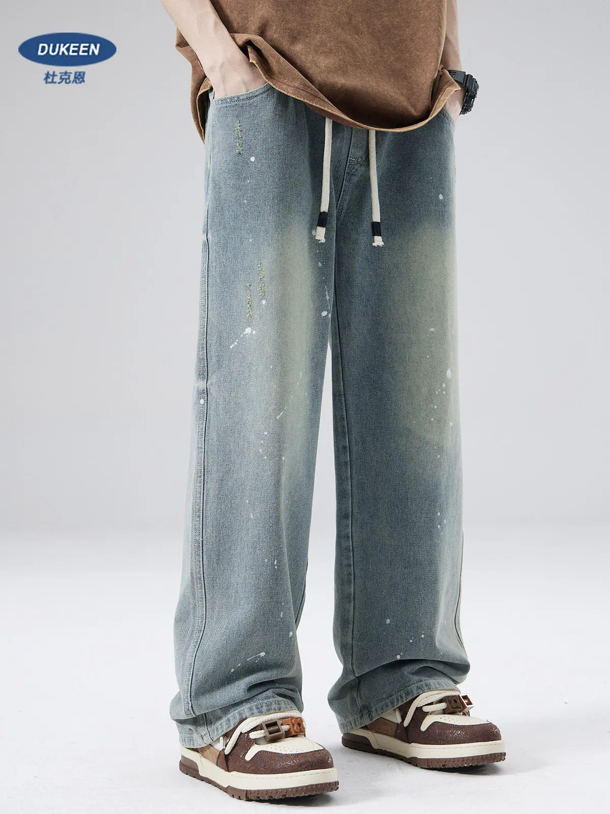 DUKEEN Men's Heavyweight Straight-Leg Jeans Spring Autumn 2026 High Street Paint Splatter Loose Fit Casual Pants
DUKEEN Men's Heavyweight Straight-Leg Jeans Spring Autumn 2026 High Street Paint Splatter Loose Fit Casual Pants