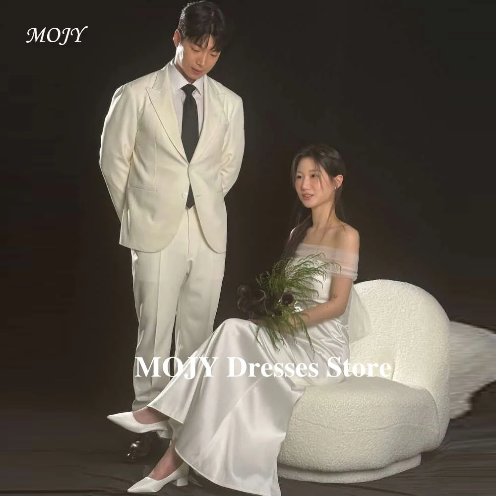 Mojy Strapless Soft Satin Ankle Length Wedding Reception Dress Korea Photo shoot Bolero Simple Bride Gowns Corset Back Customize
Mojy Strapless Soft Satin Ankle Length Wedding Reception Dress Korea Photo shoot Bolero Simple Bride Gowns Corset Back Customize